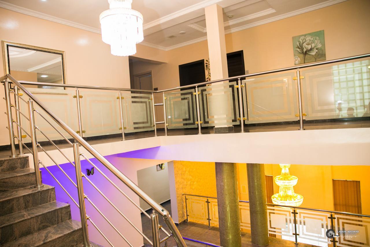 איבאדן Fawzy Hotel מראה חיצוני תמונה