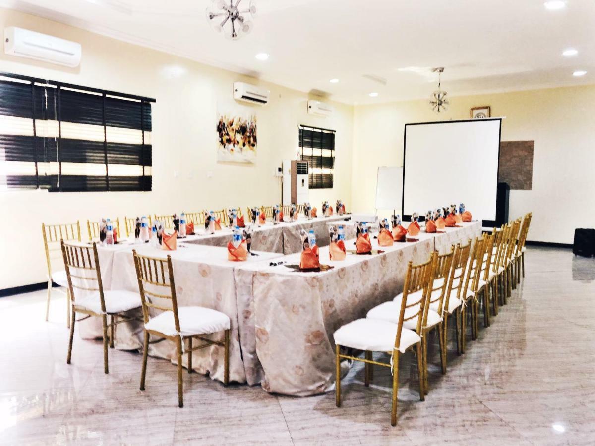 איבאדן Fawzy Hotel מראה חיצוני תמונה