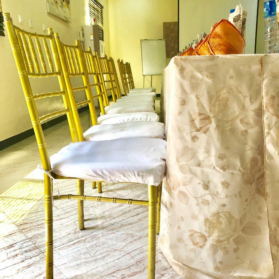 איבאדן Fawzy Hotel מראה חיצוני תמונה