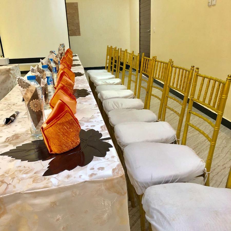 איבאדן Fawzy Hotel מראה חיצוני תמונה