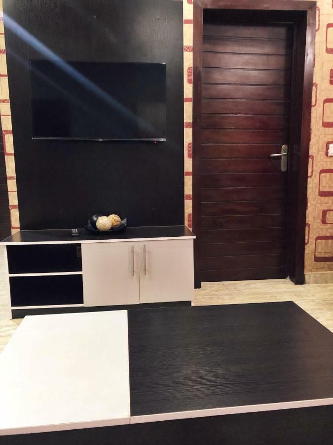 איבאדן Fawzy Hotel מראה חיצוני תמונה